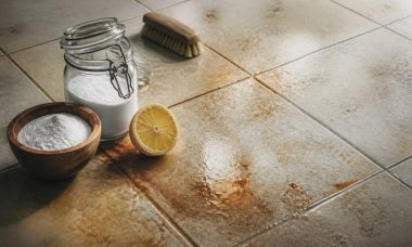 Acide citrique pour enlever la rouille sur le carrelage