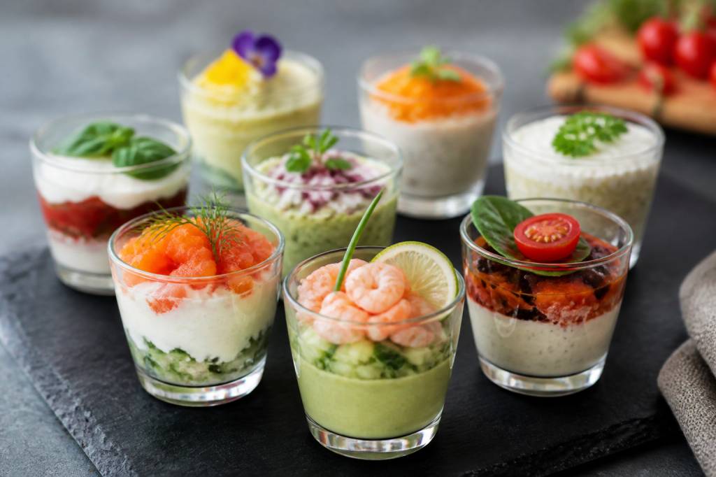 10 recettes de verrines salées faciles pour régaler vos invités